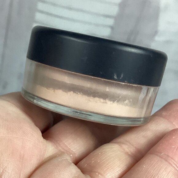 bareMinerals Original Mineral Veil, 2g - Picture 4 of 4